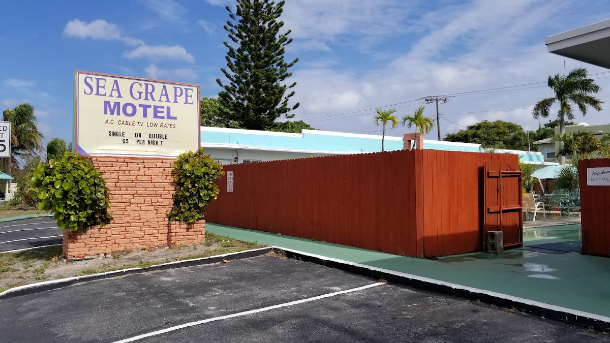 Sea Grape Motel Apartments